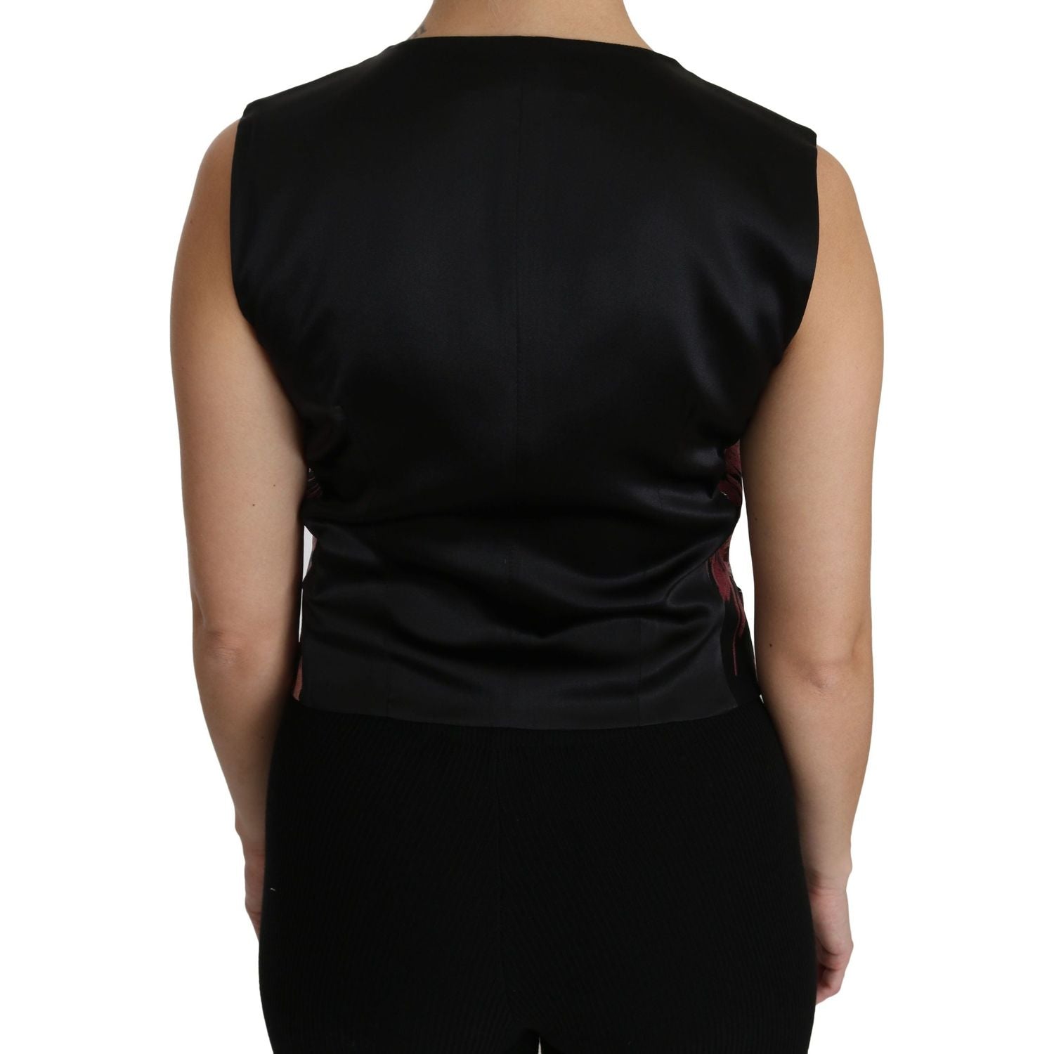 بلوزة أنيقة من دولتشي آند غابانا مزينة بالزهور