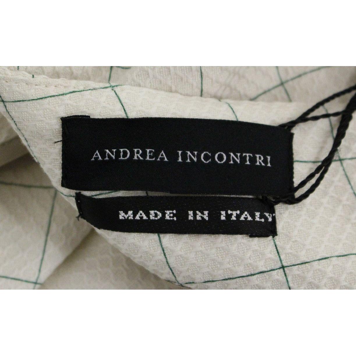 تنورة قلم رصاص بيضاء أنيقة من أندريا إنكونتري - أنيقة ومتطورة