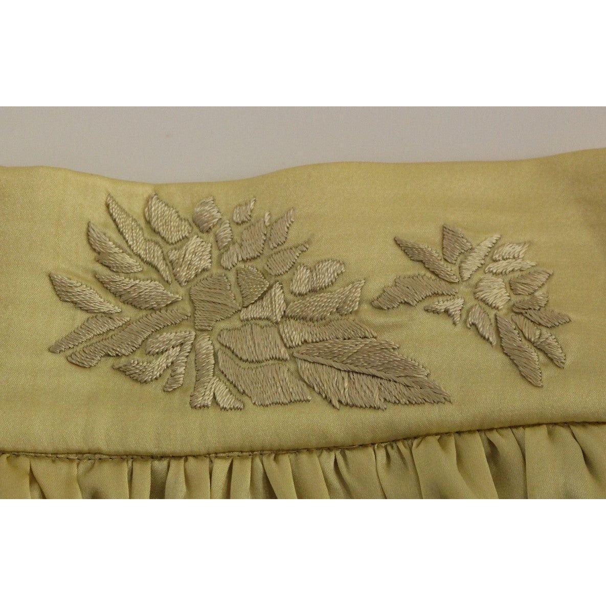 تنورة قصيرة أنيقة باللون البيج مزينة بنقشة الزهور من مجموعة Andrea Incontri