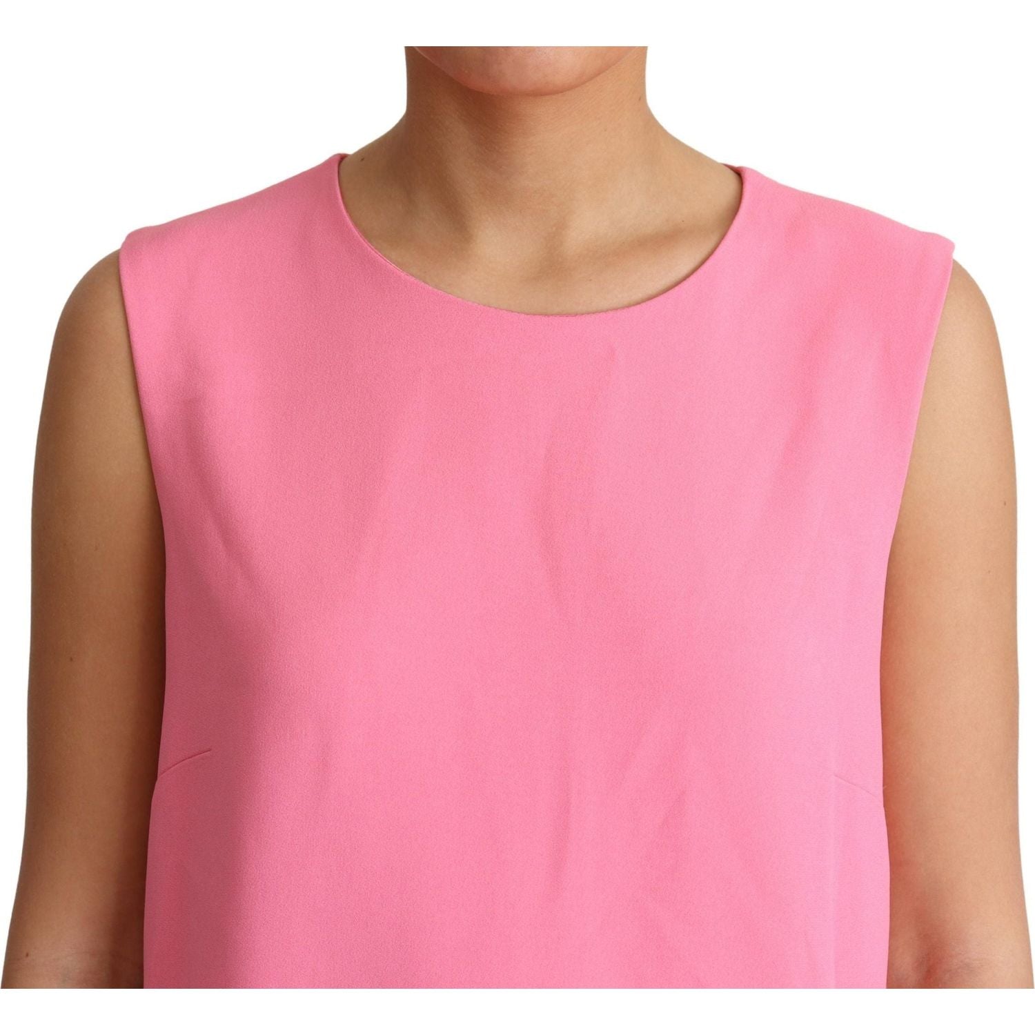 فستان دولتشي آند غابانا الأنيق باللون الوردي بطول الركبة