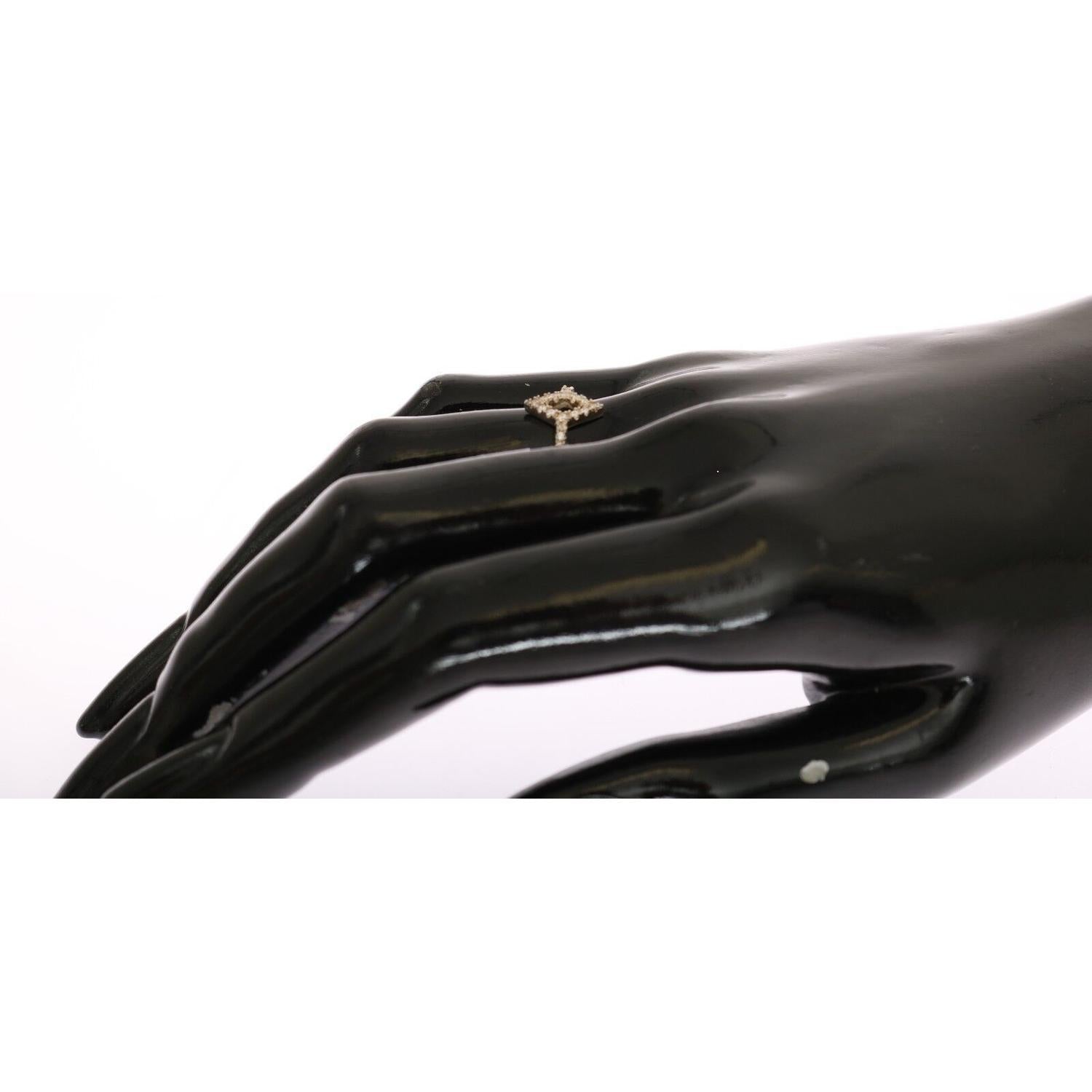 خاتم نيالايا الأنيق المصنوع من الفضة المرصع بالكريستال