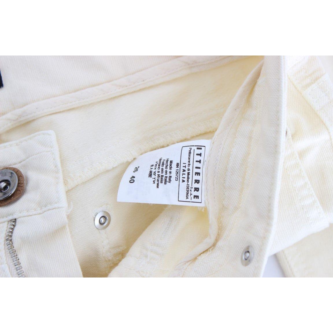 بنطلون جينز بتصميم أنيق باللون الأبيض الفاتح من تصميم Costume National