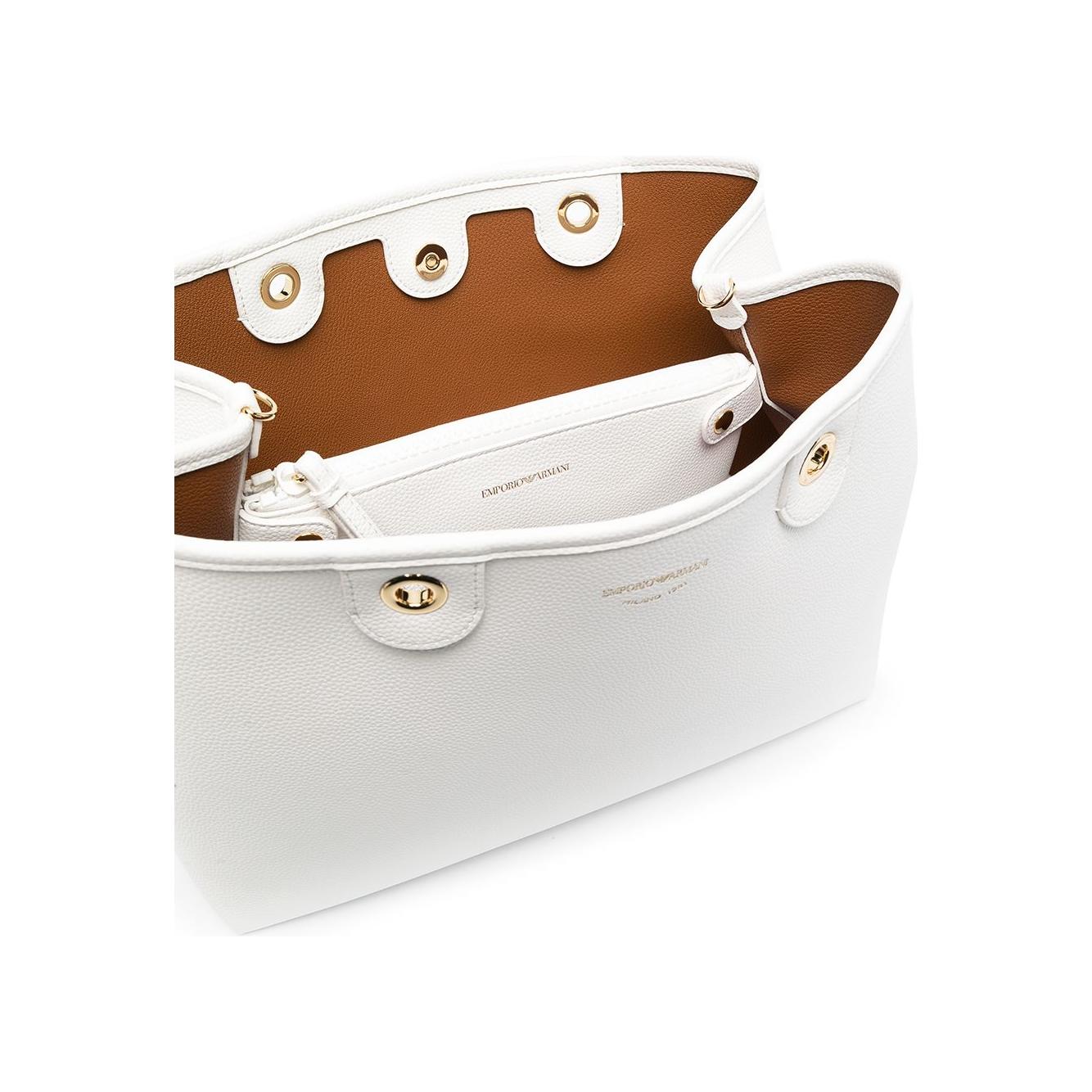 Front view with bag zipped and handles upright.