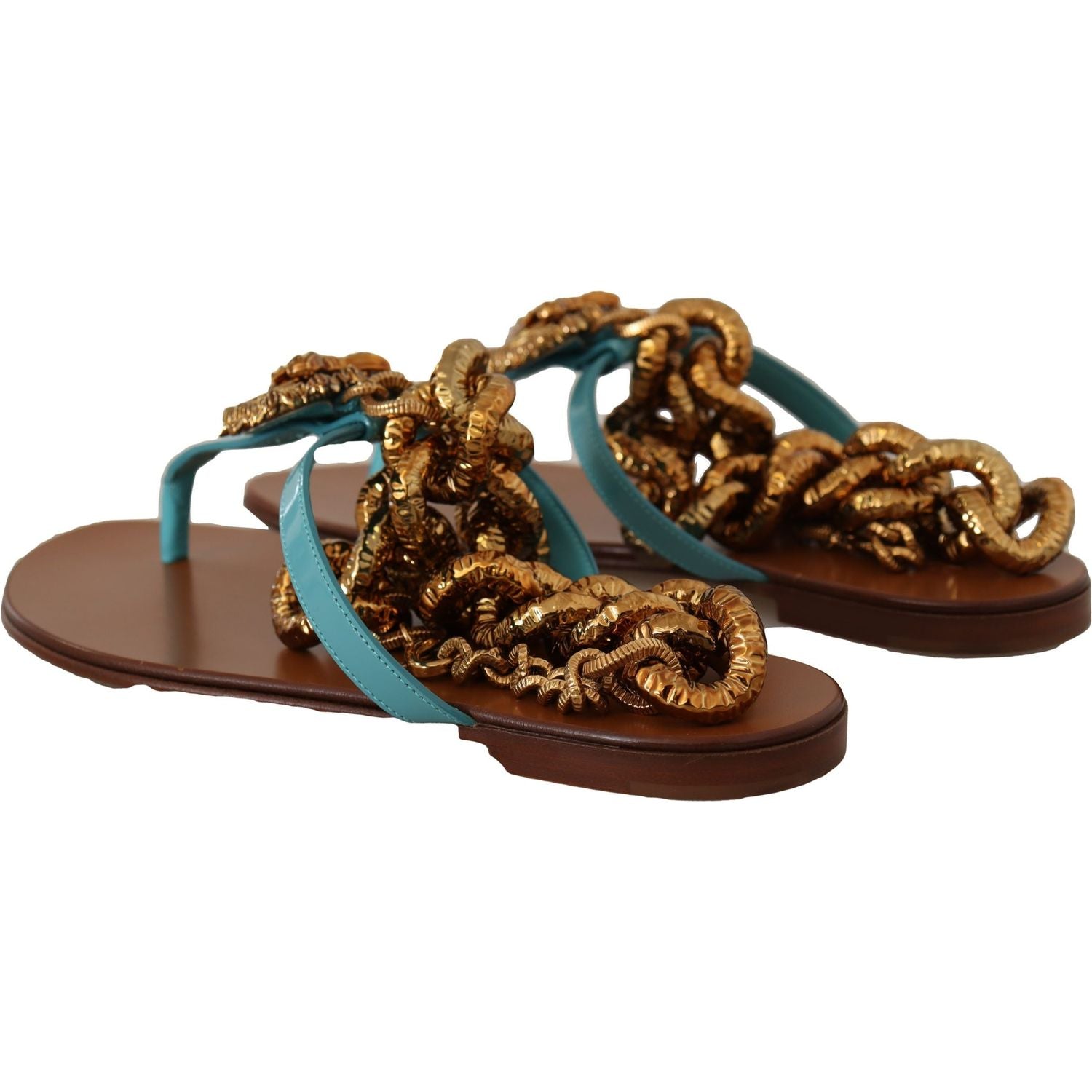 حذاء مسطح أنيق من دولتشي آند غابانا مع تفاصيل على شكل قلب