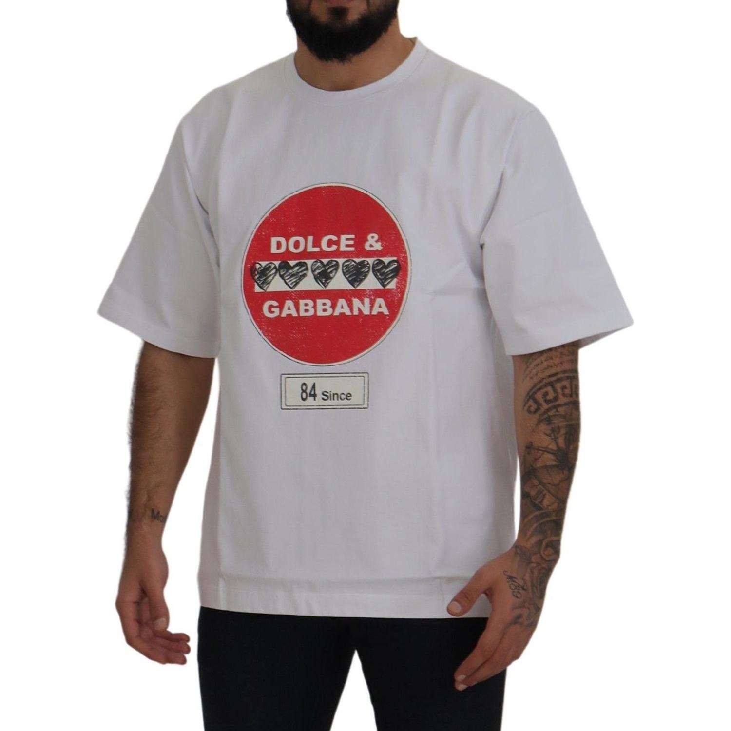 تي شيرت Dolce &amp; Gabbana Chic باللون الأبيض من القطن بطبعة Heart Amor