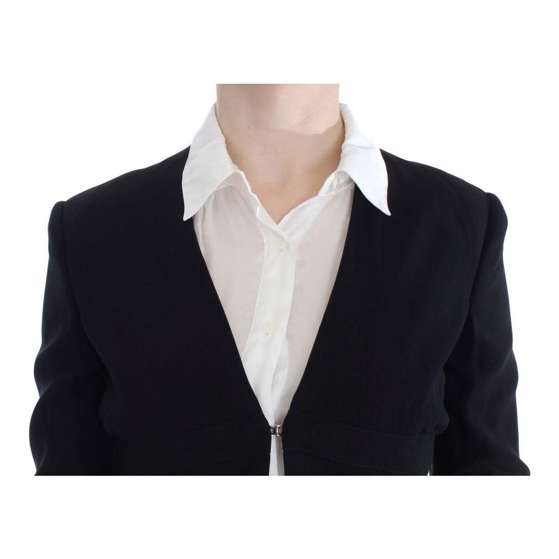 بدلة تنورة أنيقة مكونة من قطعتين باللونين الأسود والأزرق