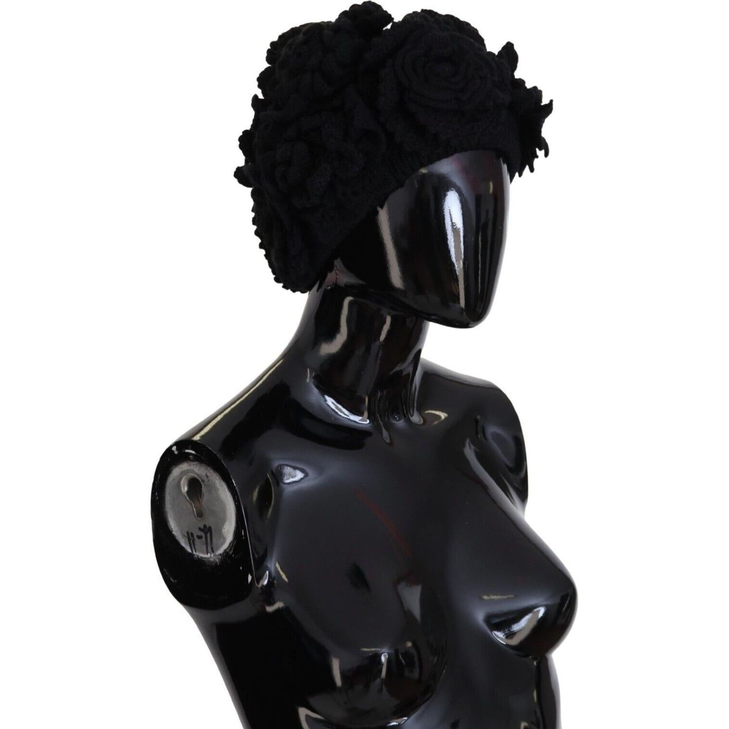 قبعة بيني أنيقة من الصوف الأسود من دولتشي آند غابانا