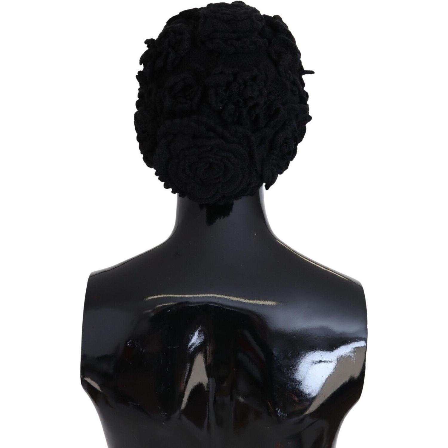 قبعة بيني أنيقة من الصوف الأسود من دولتشي آند غابانا