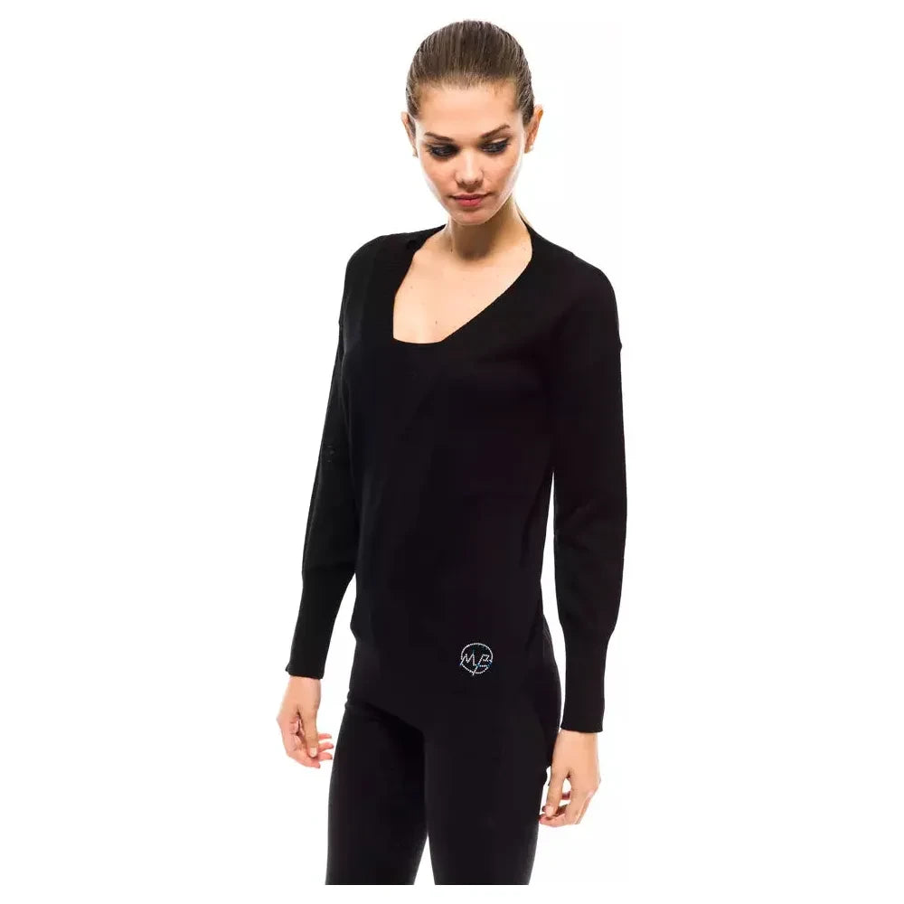 سترة نسائية من الصوف باللون الأسود من مونتانا بلو