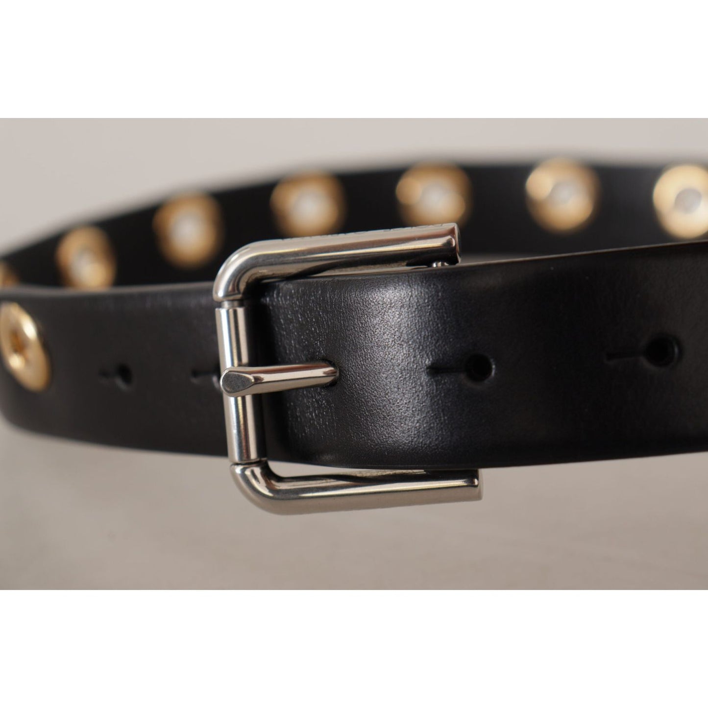 Dolce & Gabbana Chic Black Leather Belt with Engraved Buckle Dolce & Gabbana