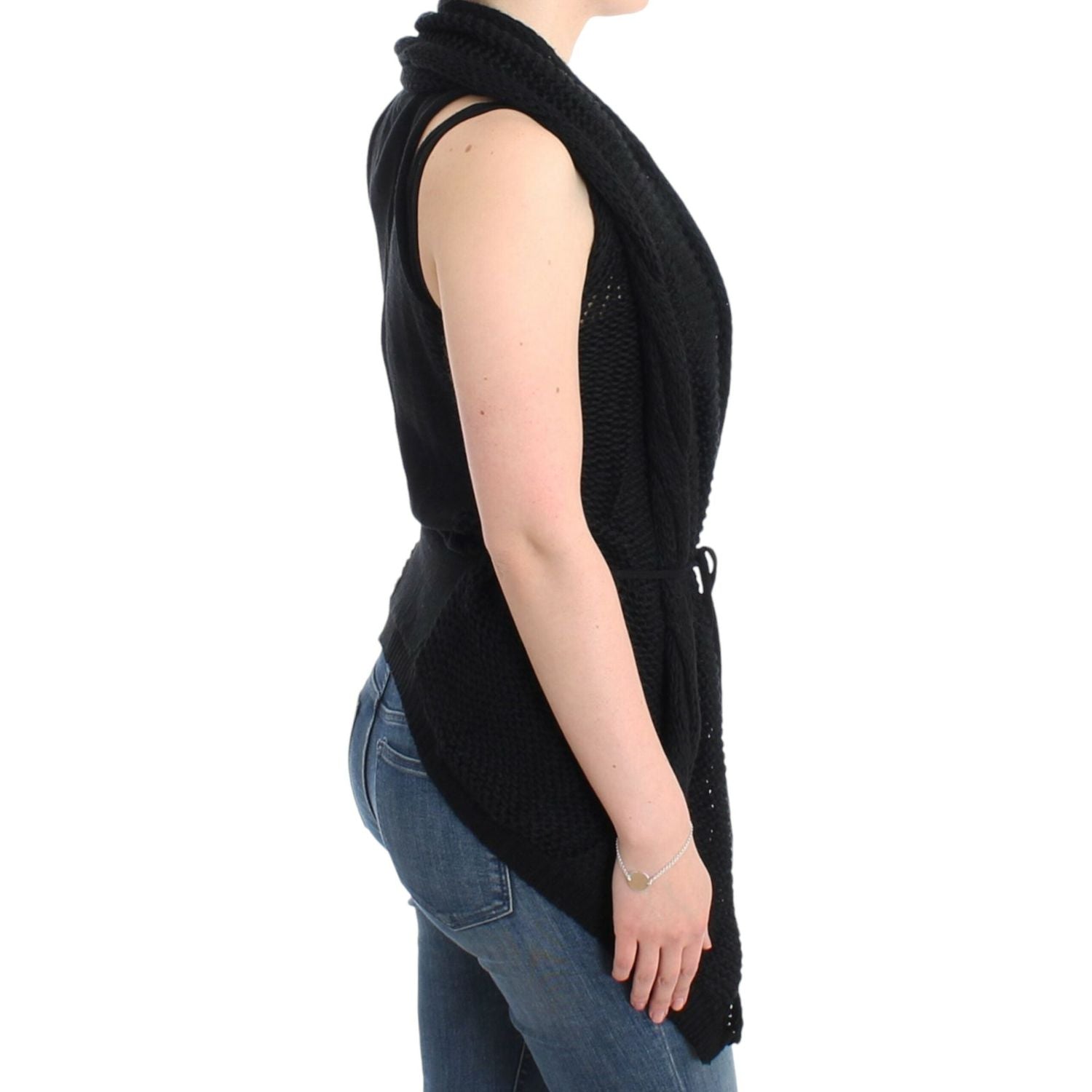 سترة كارديجان محبوكة بدون أكمام من مجموعة National Chic