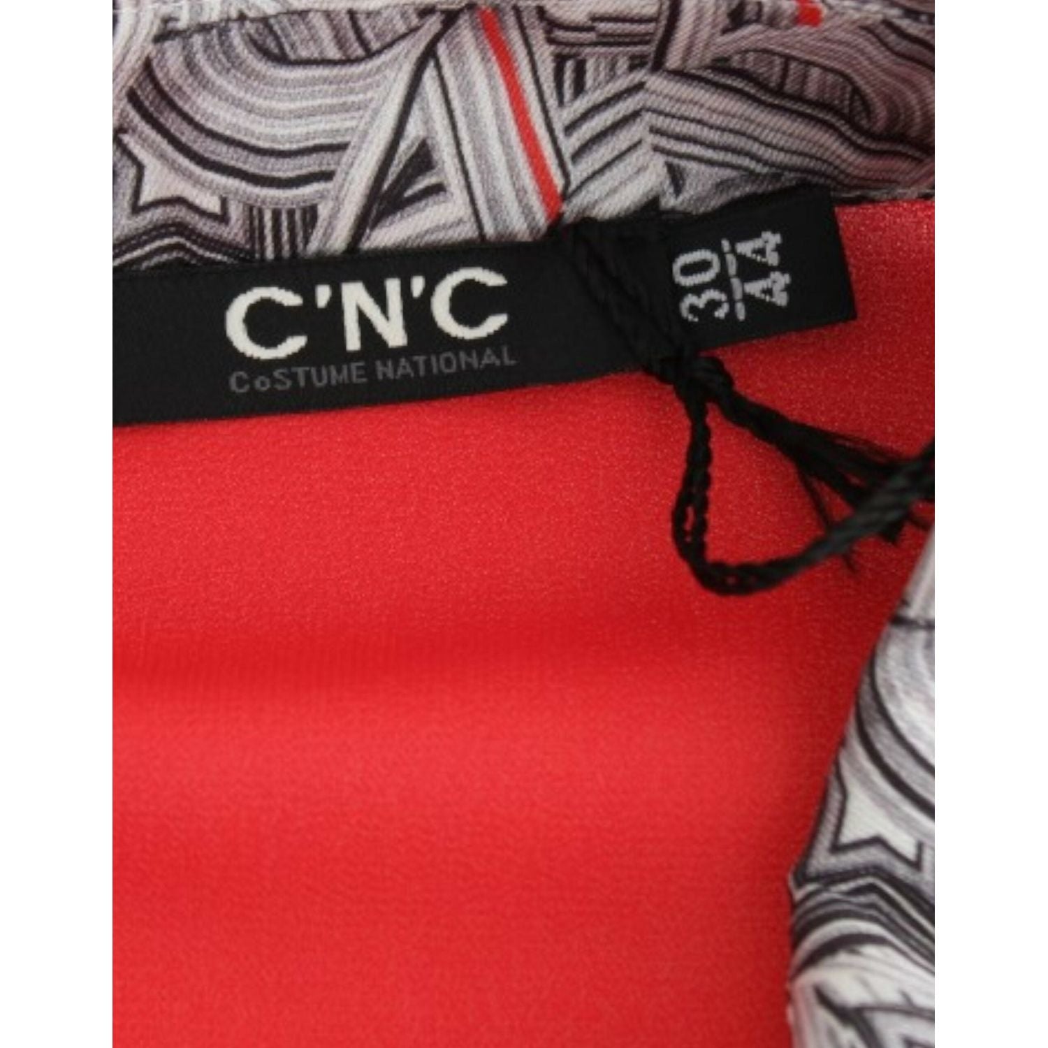 فستان قميص بأزرار وحاشية غير متماثلة من الزي الوطني