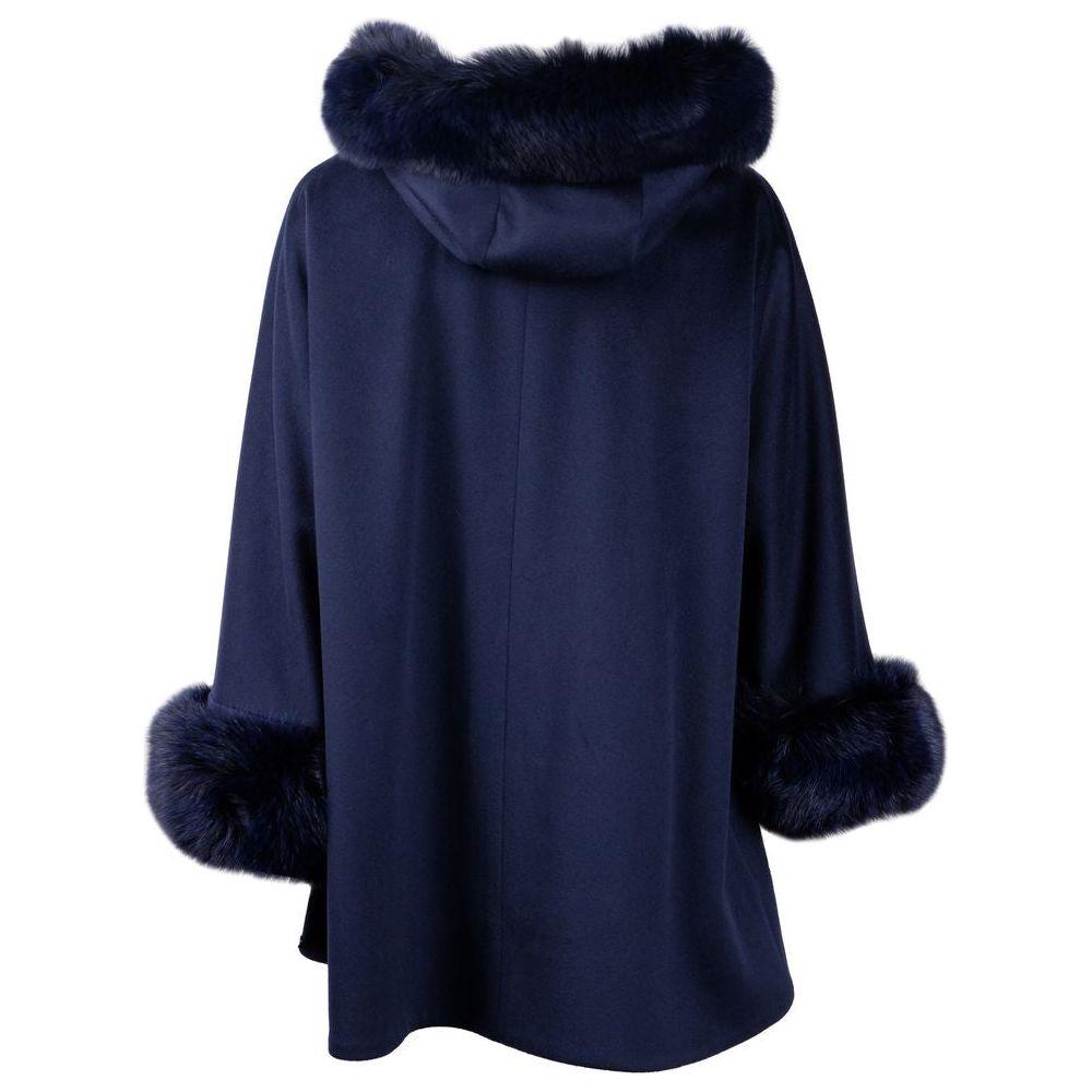 Made in Italy Elegant Virgin Wool Short Coat with Fur Detail Made in Italy