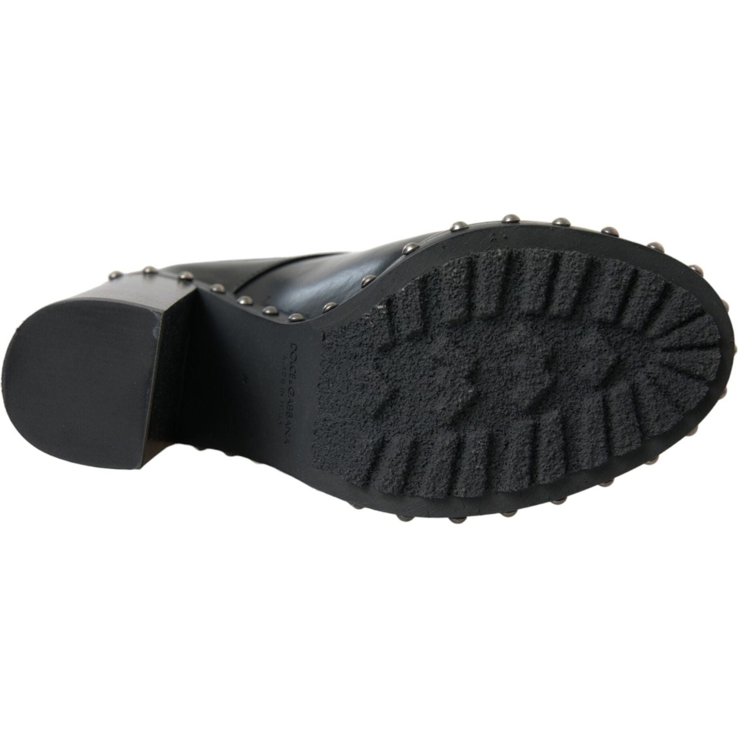 حذاء بوت من الجلد الأسود مرصع بالمسامير من دولتشي آند غابانا