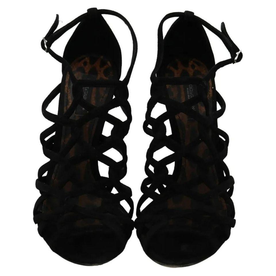 حذاء دولتشي آند غابانا من الجلد المدبوغ باللون الأسود بكعب عالٍ وحزام للكاحل