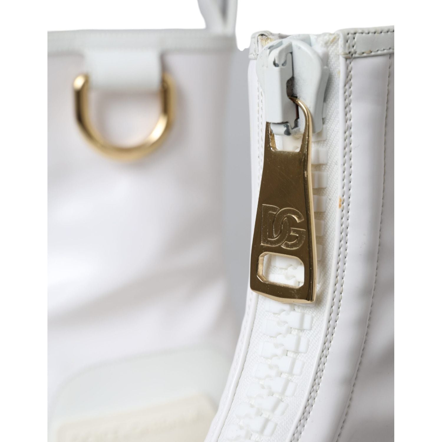 حذاء Dolce &amp; Gabbana من الجلد الأبيض المطاطي بشعار