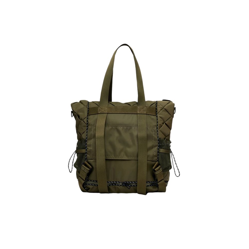 Front view with bag zipped and handles upright.